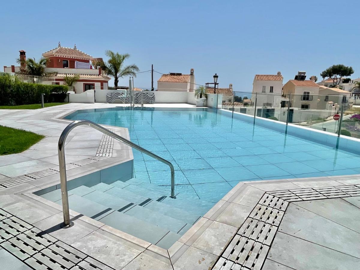Royal Palm 12 Apartment Nerja Ngoại thất bức ảnh